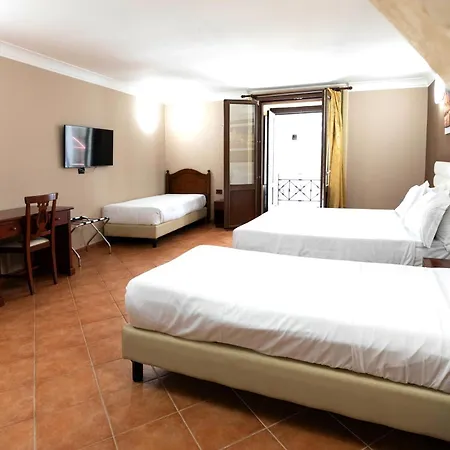 Il Duomo Πανσιόν 4*