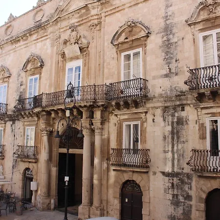 Il Duomo Πανσιόν 4*